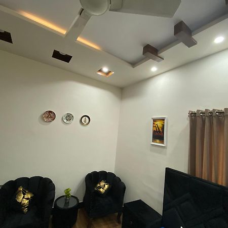 The Comfort Lodge Islamabad Bagian luar foto